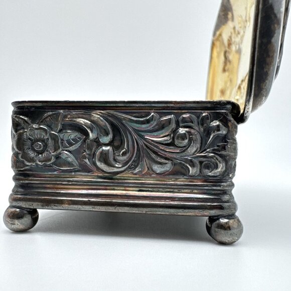 Wilcox Silver Plate Gilt Trinket Box Rectangular Jewelry Floral Embossed Hinged - Picture 10 of 13